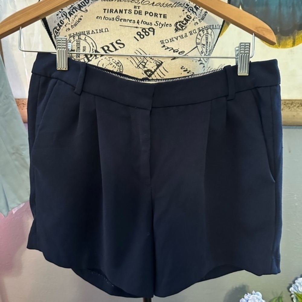 J crew like new pleated city shorts. Dressy